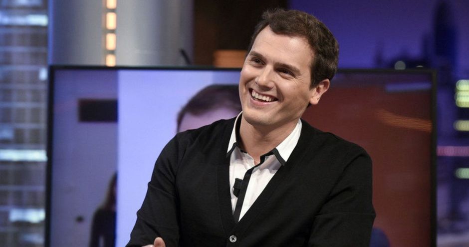 Yo a Albert Rivera le pegaba un muerdo (pero bien).
